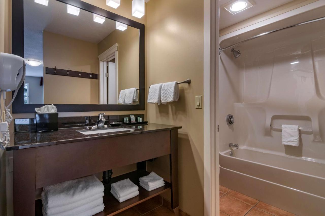 Best Western Sicamous Inn Zewnętrze zdjęcie