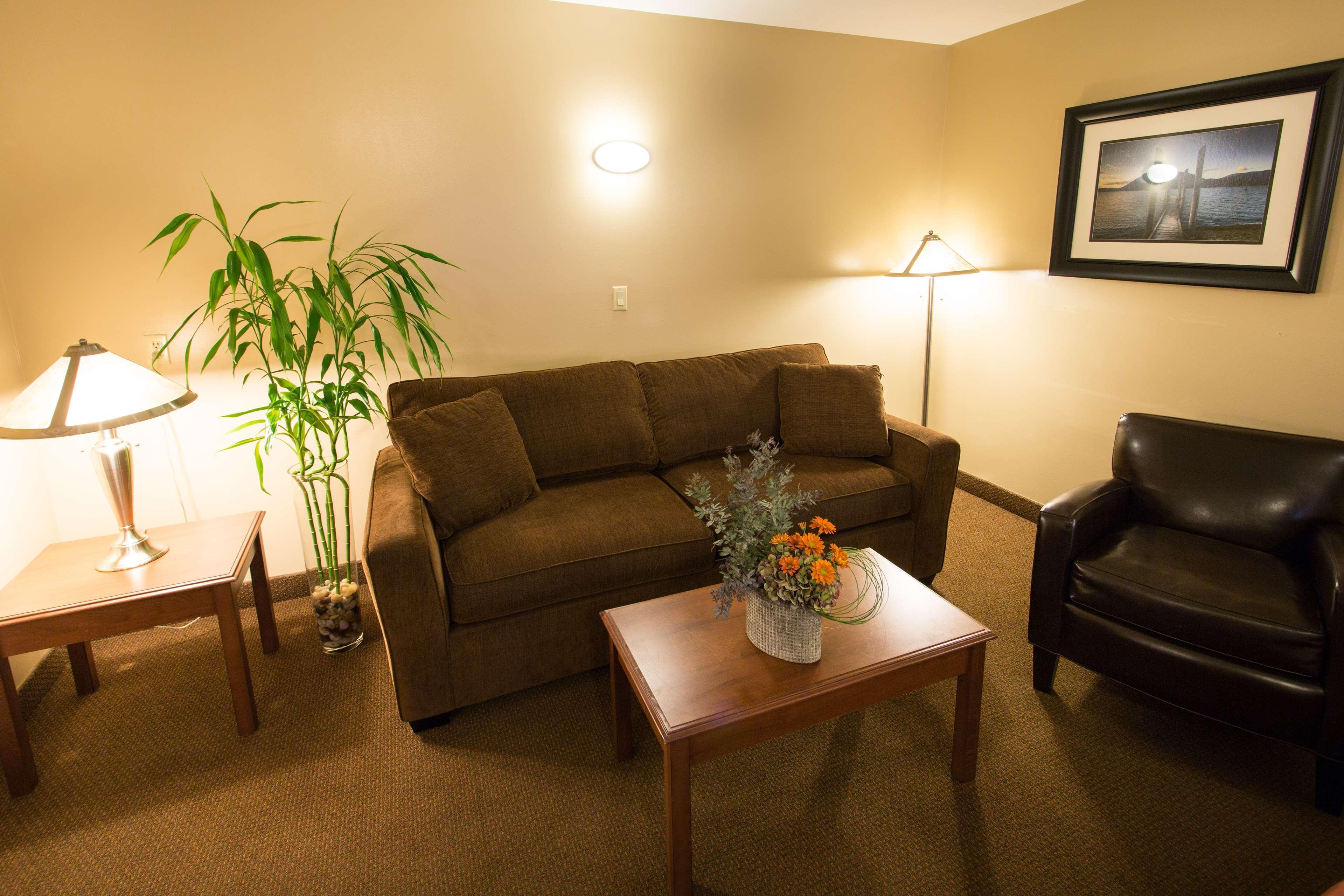 Best Western Sicamous Inn Zewnętrze zdjęcie