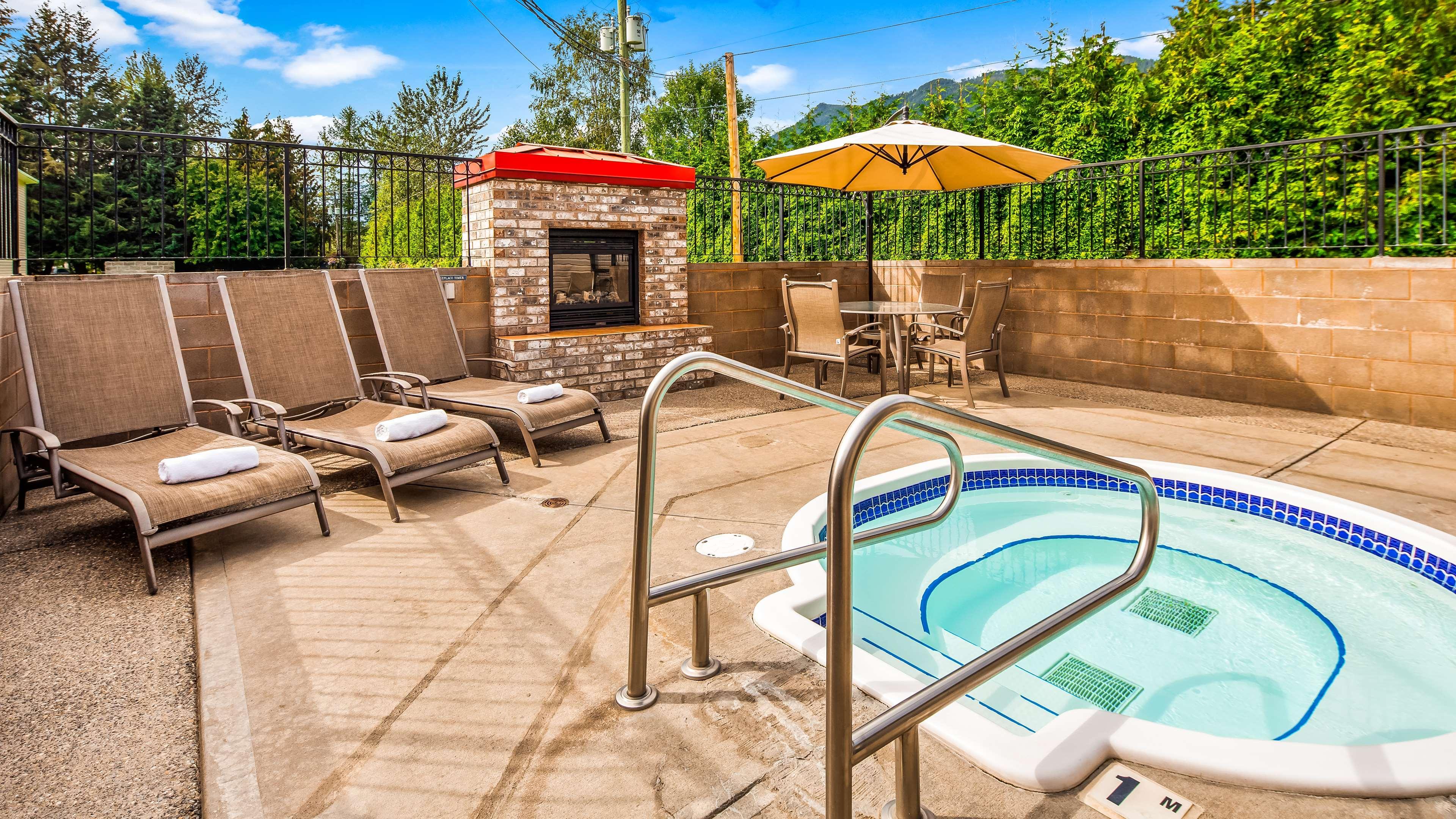 Best Western Sicamous Inn Zewnętrze zdjęcie
