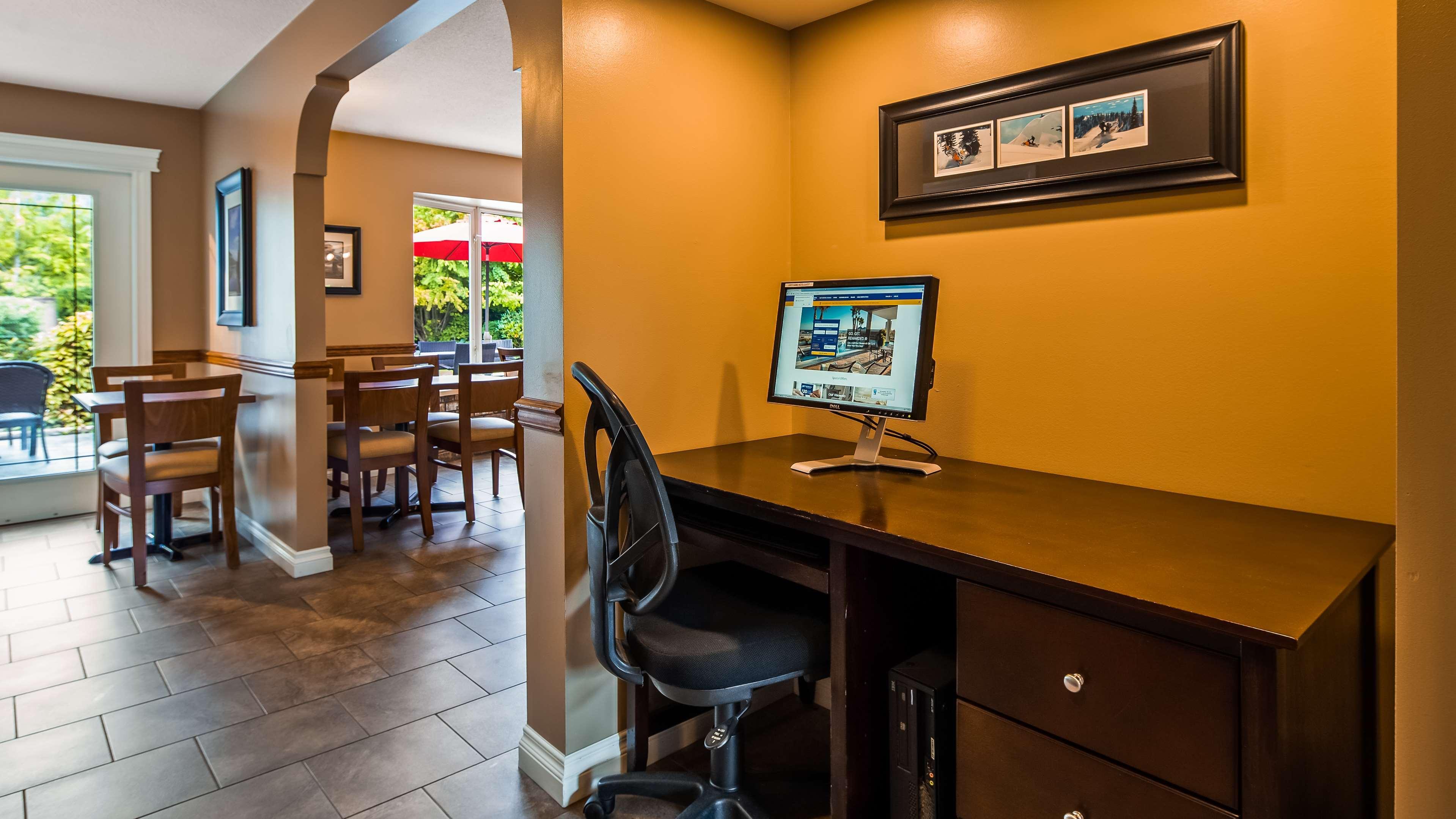 Best Western Sicamous Inn Zewnętrze zdjęcie