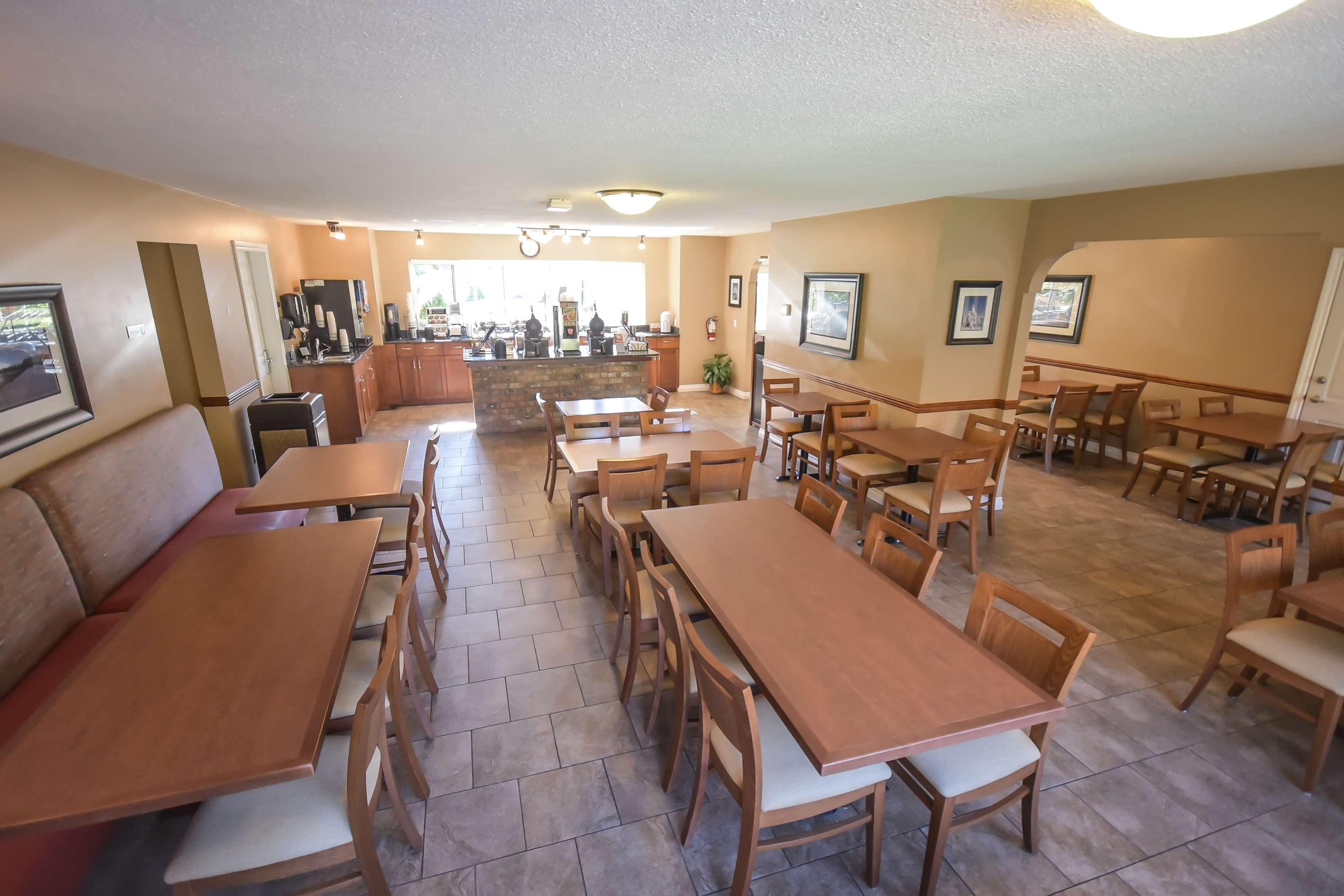 Best Western Sicamous Inn Zewnętrze zdjęcie